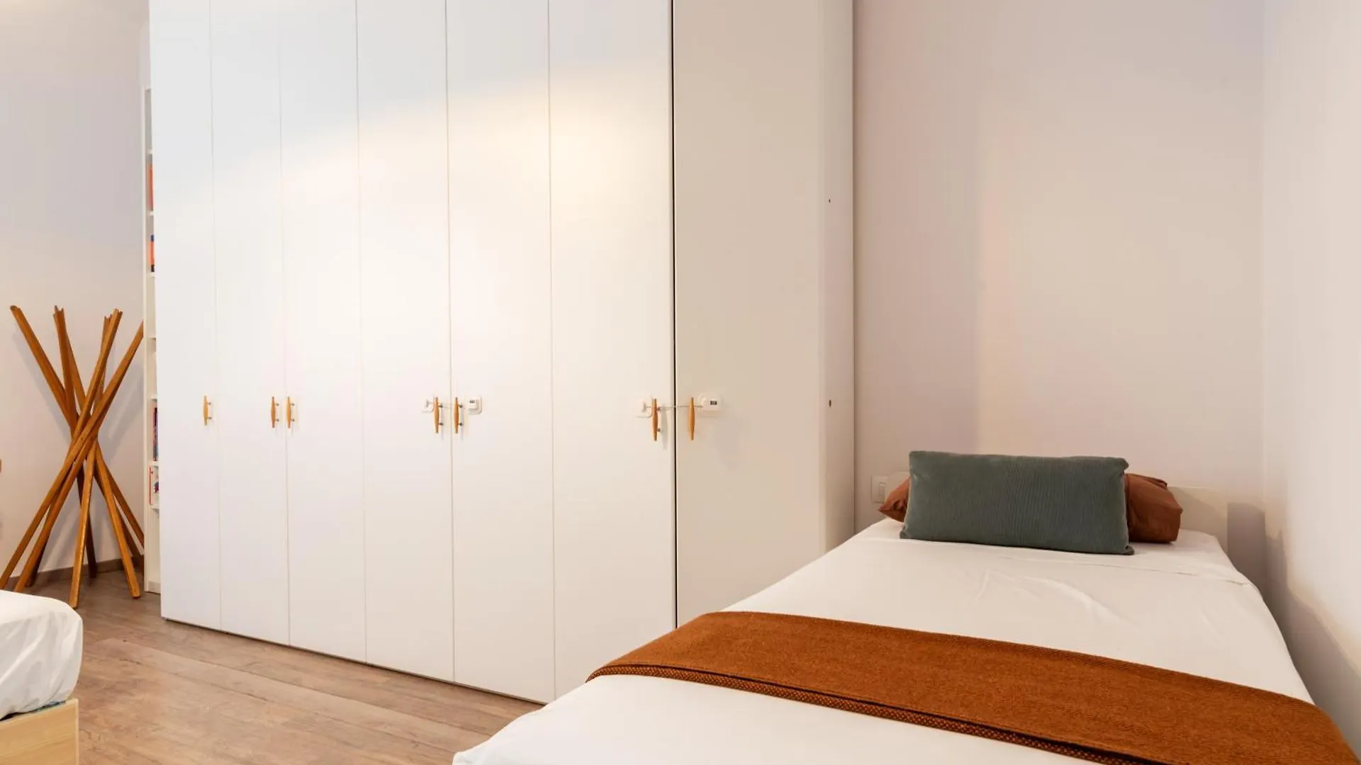 Pavia Flexyrent Apartment Ac Milan Italy